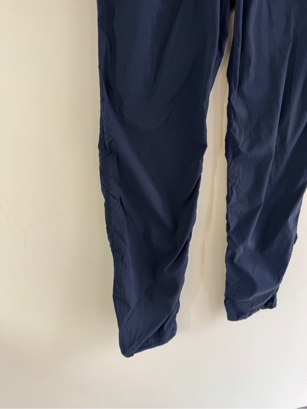 Lululemon Dance Studio Jogger Pants Navy Size 2 Athleisure Travel Activewear - Picture 7 of 16